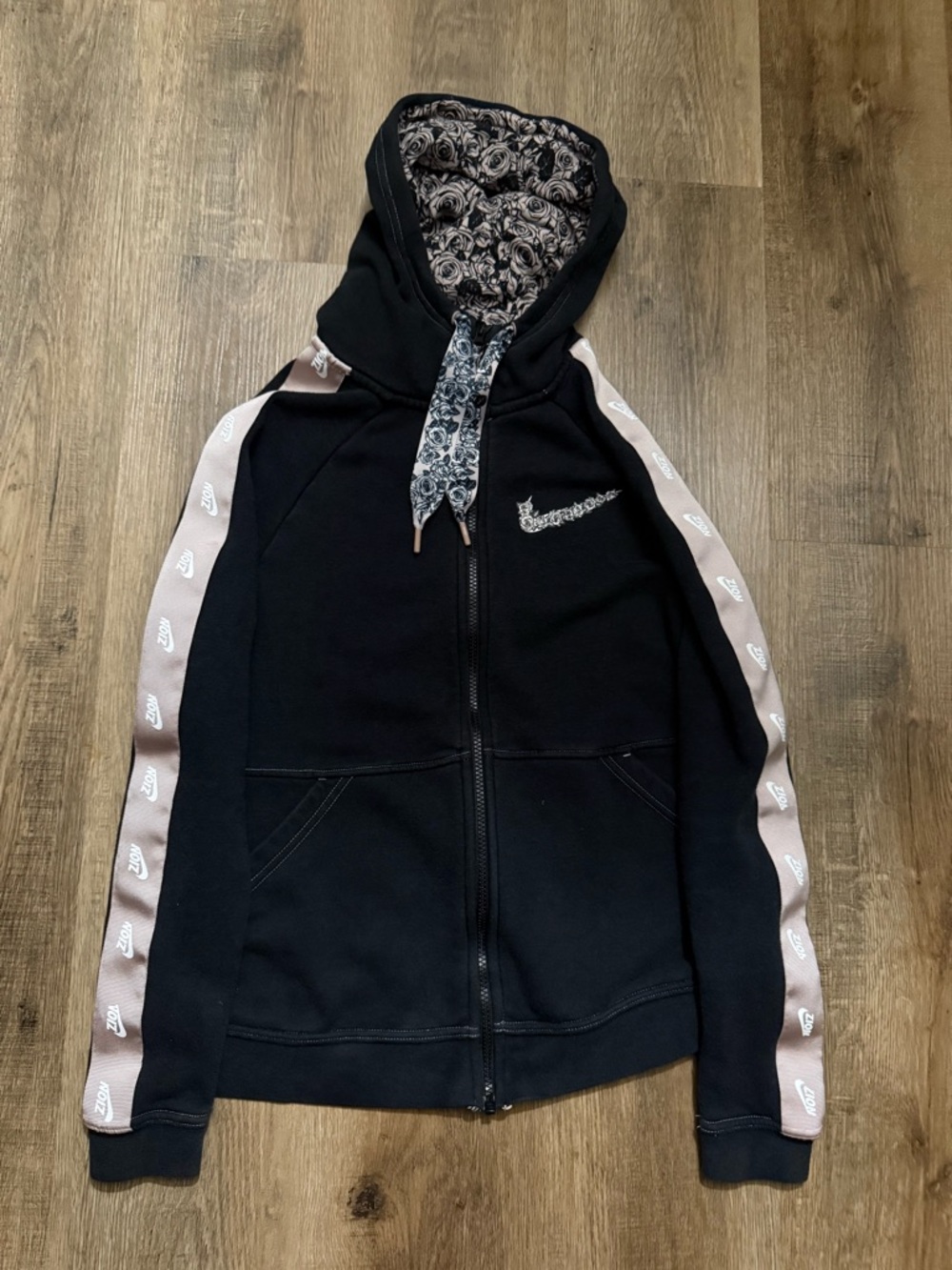Nike Full Zip Floral Jacket